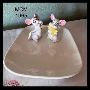 🐭🧀 Adorable Vintage 1965 MCM Cheese Platter – Hand-Painted Mice Design